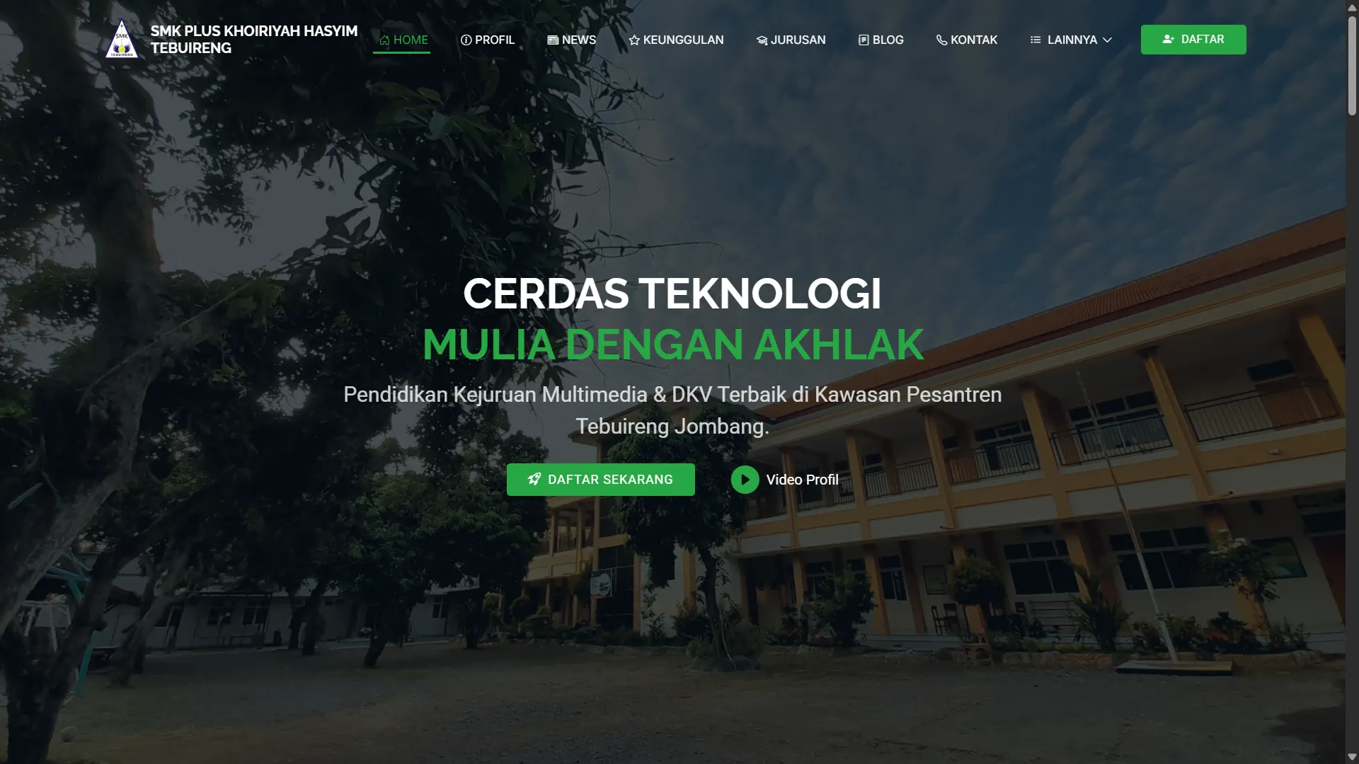Official School Website SMK Tebuireng